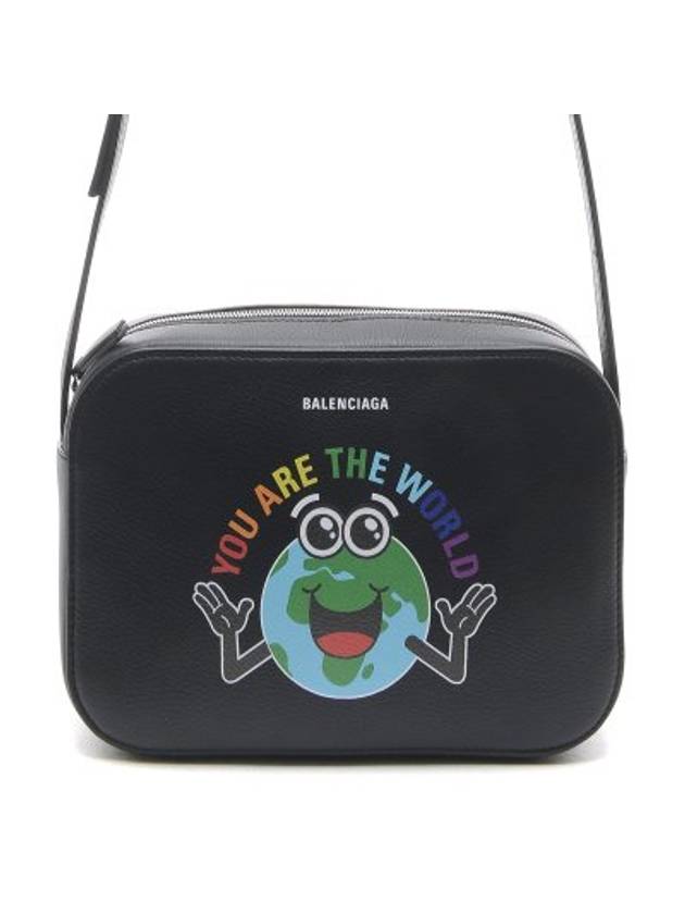 Luxury Balenciaga  Everyday Camera Cross Bag Black