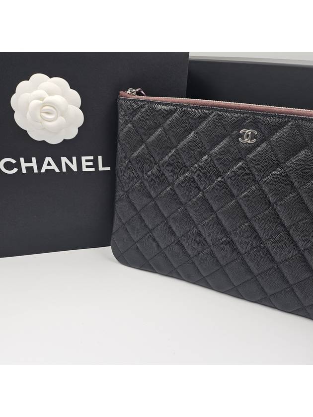 Gold CC Logo Medium Calfskin Clutch Bag Black Chanel