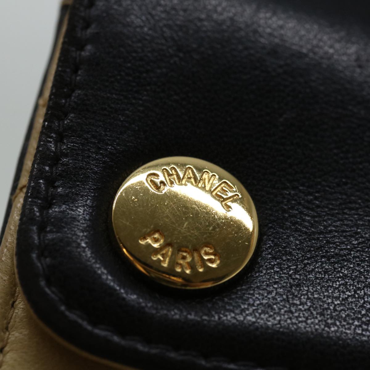 Top Quality Chanel Matelasse Hand Bag Leather Beige CC Auth 68905A