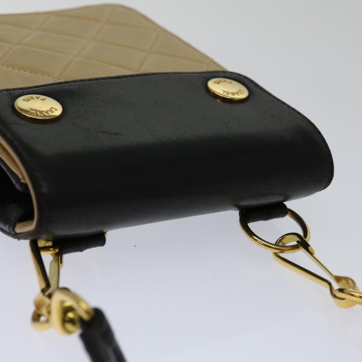 Top Quality Chanel Matelasse Hand Bag Leather Beige CC Auth 68905A