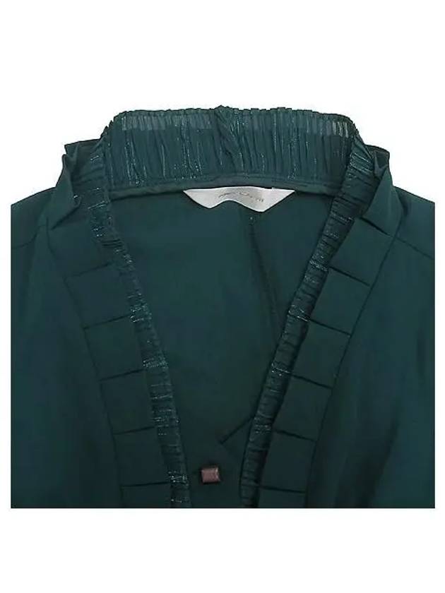 A82545 Classic Black Caviar Silver Logo New Medium Clutch Chanel