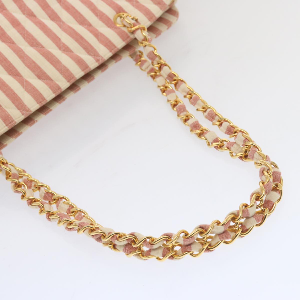 Top Quality Chanel Matelasse Chain Shoulder Bag Canvas White Red CC Auth 69059SA