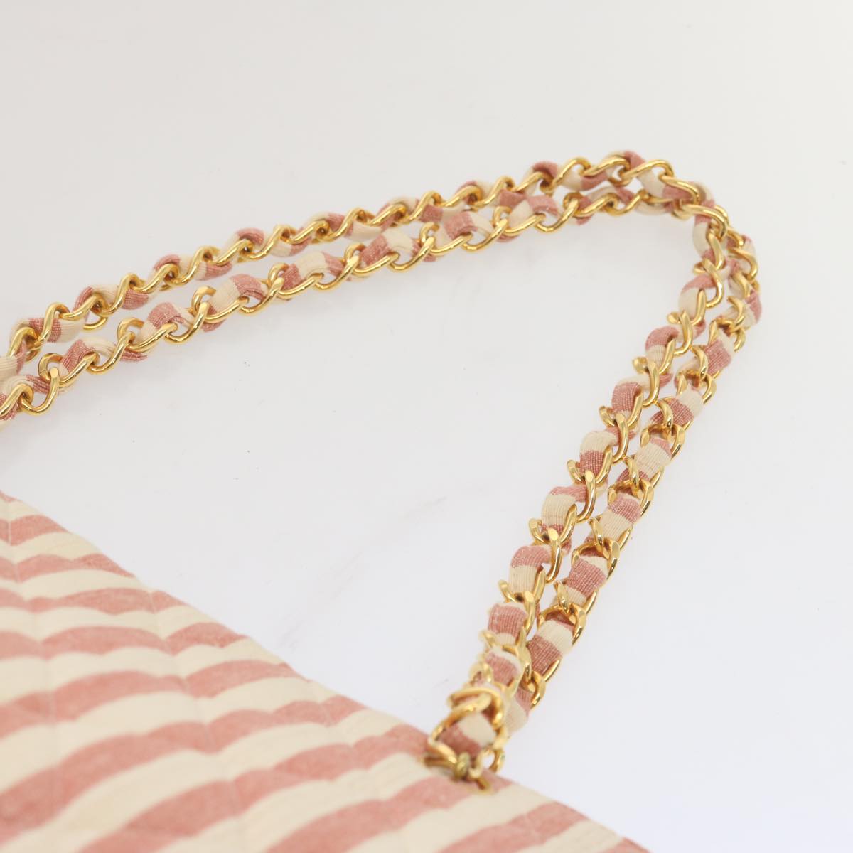 Top Quality Chanel Matelasse Chain Shoulder Bag Canvas White Red CC Auth 69059SA