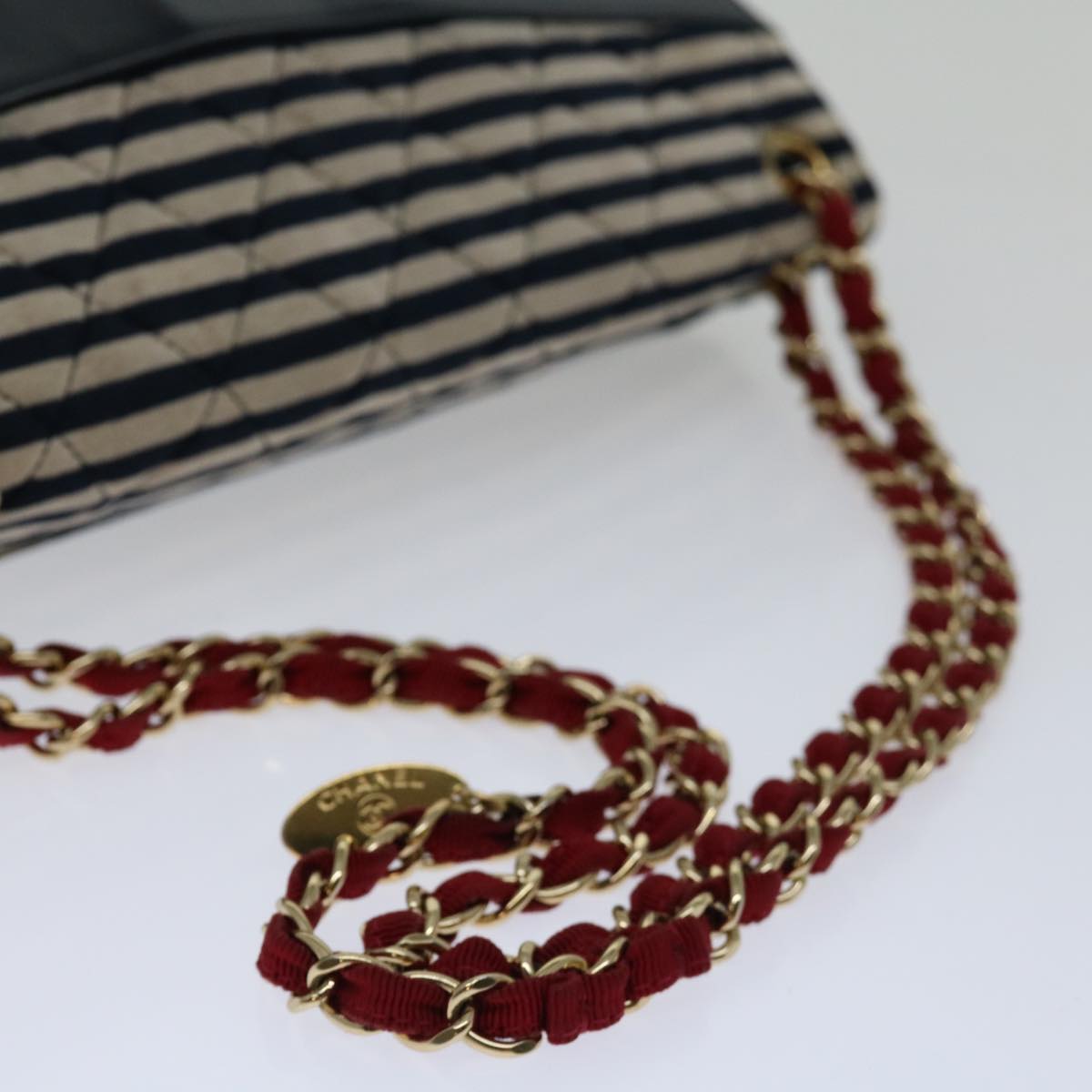 Top Quality Chanel Matelasse Chain Shoulder Bag Cotton White Navy CC Auth 69062A