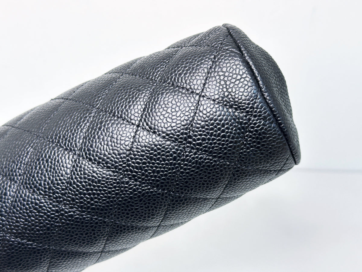 Chanel Quilted Timeless Kisslock Clutch Black Caviar holo 1193