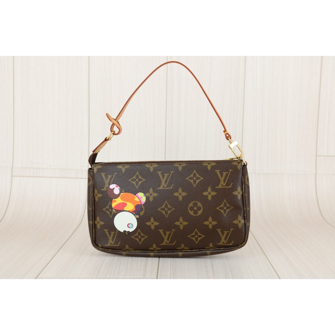 Very Good ( Rank A)｜ LV Takashi Murakam Panda Monogram Pochette Accessoires ｜B25011009