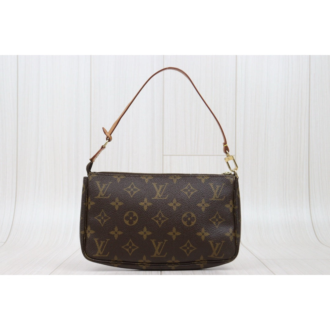 Good ( Rank AB)｜LV Monogram Pochette Accessoires Vintage Model｜25013112