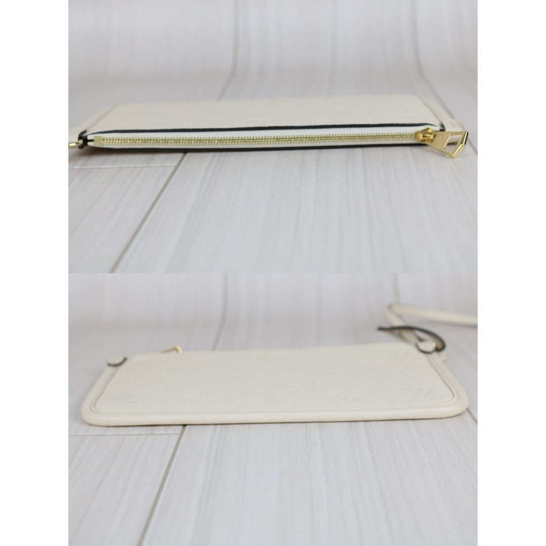 Very Good ( Rank A) ｜LV Monogram Leather Empreinte carryall PM White Shoulder Bag｜B25012202