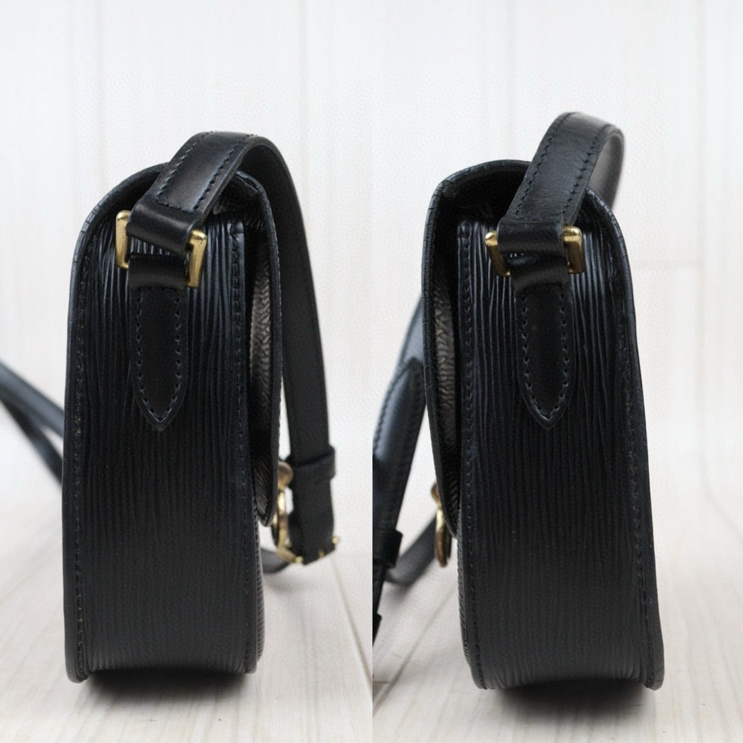 Rank AB ｜LV Epi Saint-Cloud PM Shoulder Bag｜24080108