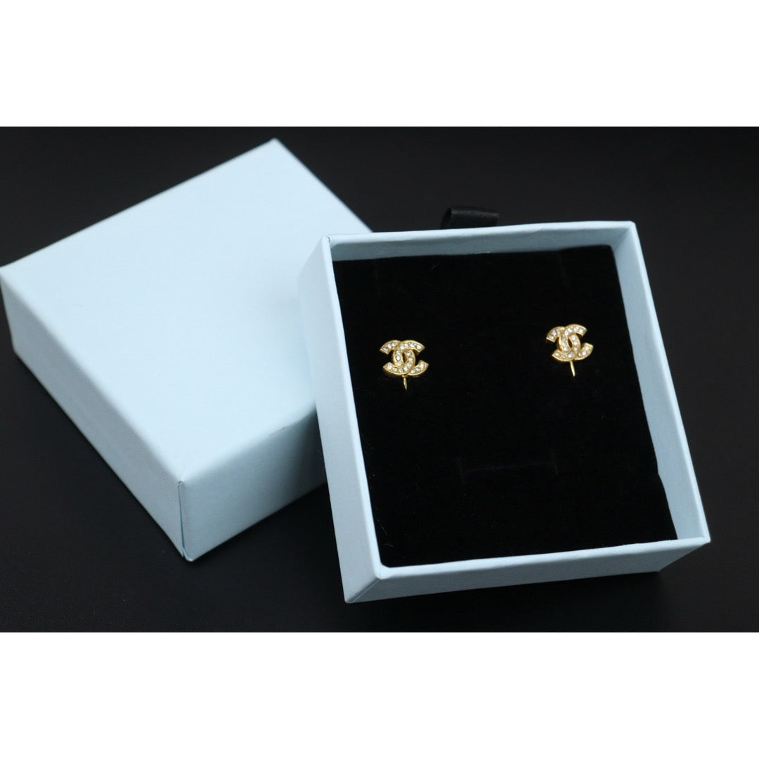 Very Good ( Rank A)｜ CHANEL Coco Mark Rhinestone Earrings｜V25071007