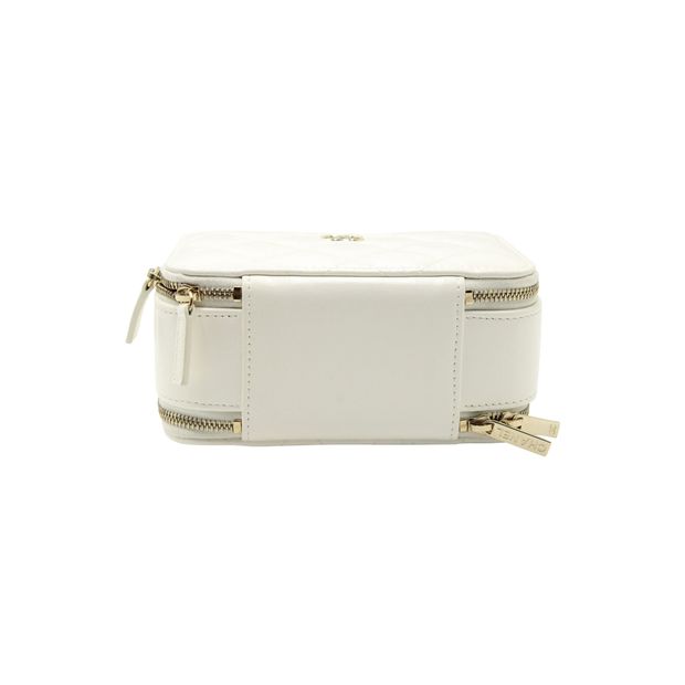 CHANEL Quilted Double Zip Small Vanity Case in White Shiny Lambskin Leather