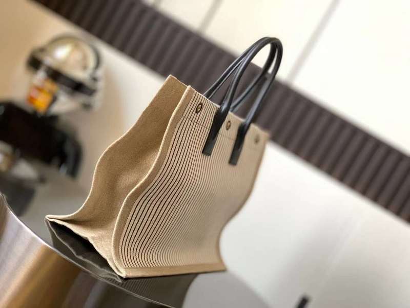 Yves Saint Laurent - Bags - The Wells Bags  183