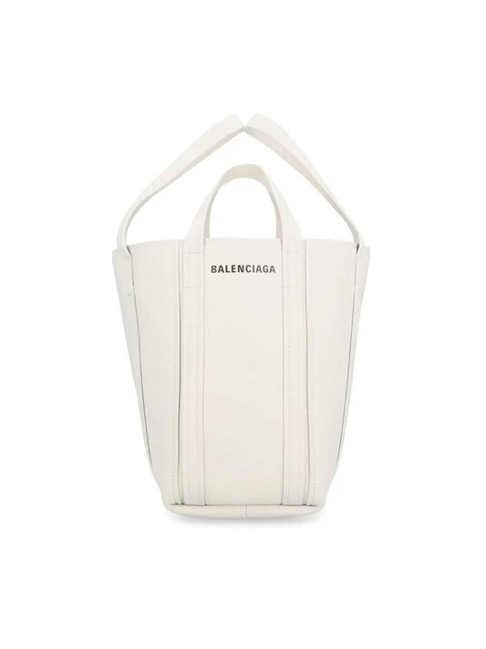 Luxury Balenciaga  Calfskin Everyday Tote Bag White