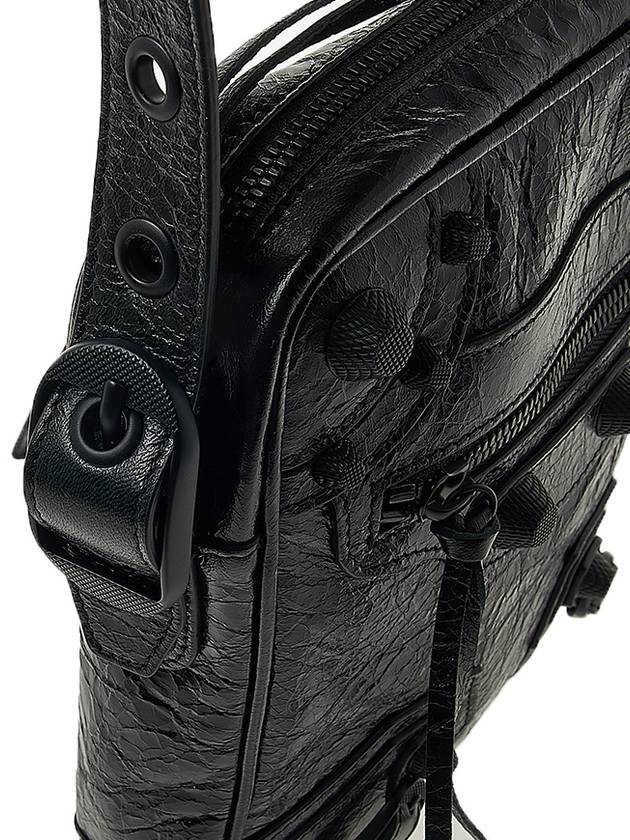 Luxury Balenciaga  Le Cagole Crossbody Bag Black