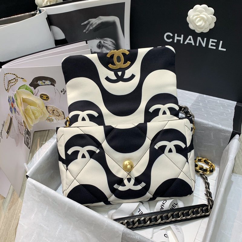 The Arid Bag Shop new Luxury  - Chanel Bags - 630