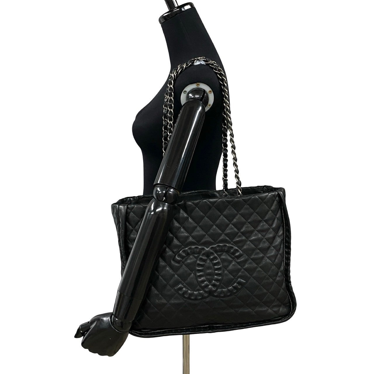 CHANEL Tote Bag lambskin black Matrasse