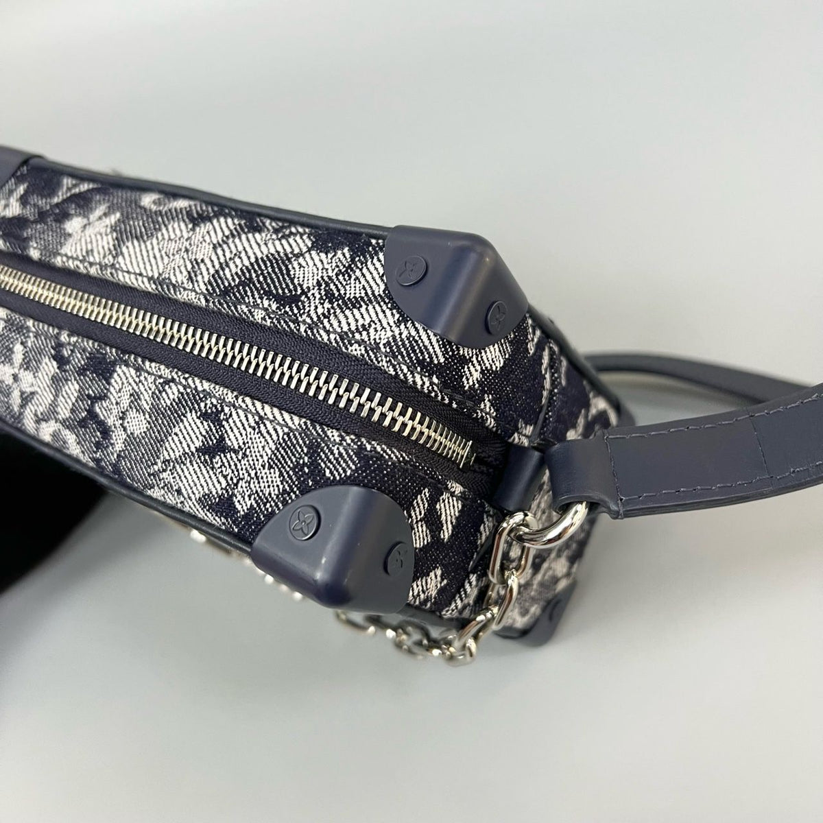 Preloved Louis Vuitton Soft Trunk 18.5*12.9*7.8cm Dark blue XJ10962