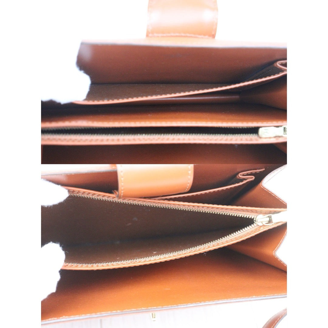 Very Good ( Rank A) ｜ LV Epi Shoulder Bag Brown｜24091919