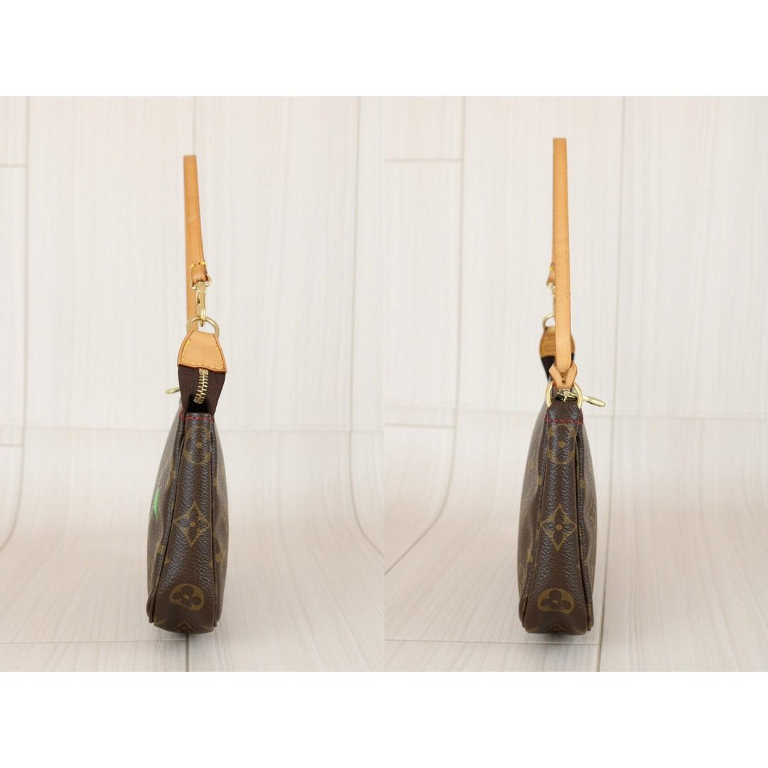 Very Good ( Rank A)｜ LV Takashi Murakam Cherry Monogram Pochette Accessoires ｜B25011008