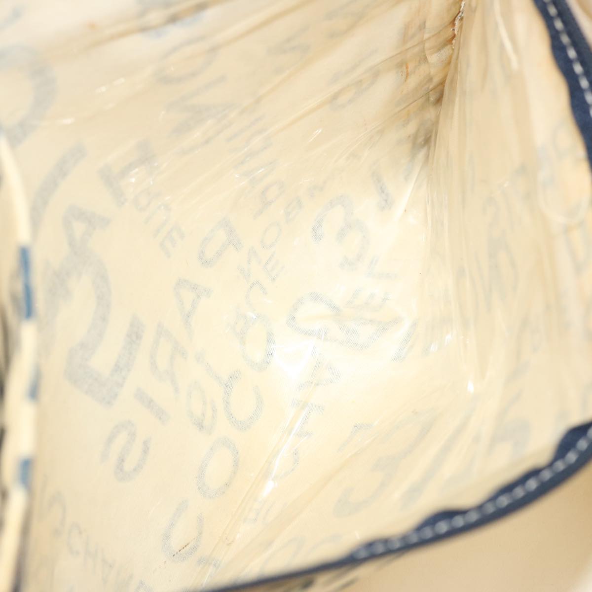 CHANEL Tote Bag Canvas Beige CC Auth 70416