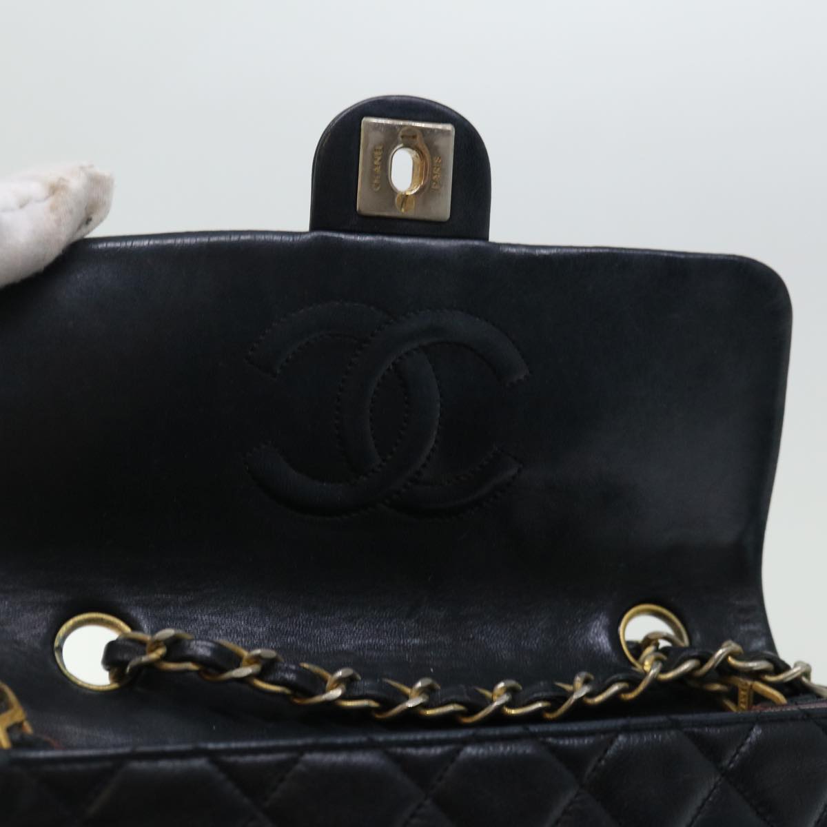 Top Quality Chanel Matelasse Chain Shoulder Bag Lamb Skin Black CC Auth 71178A