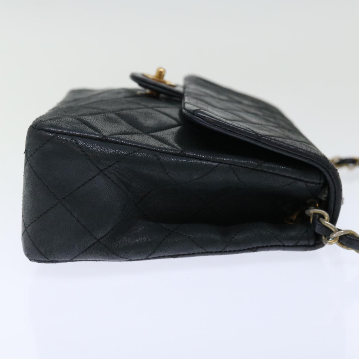 Top Quality Chanel Matelasse Chain Shoulder Bag Lamb Skin Black CC Auth 71178A