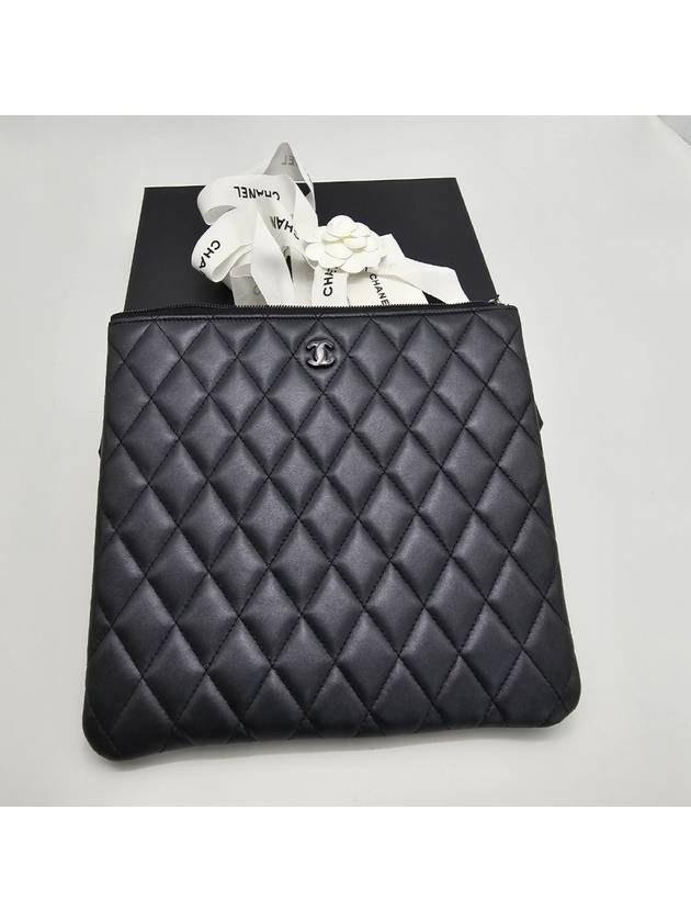 Classic Lambskin Clutch Bag Black Chanel