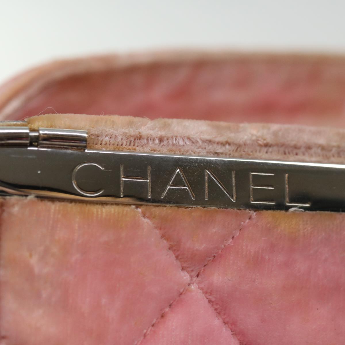 Top Quality Chanel Matelasse Hand Bag Velor Pink CC Auth 71634A