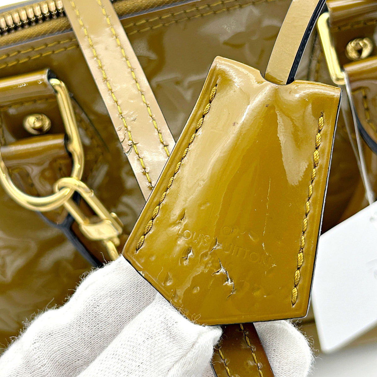 LOUIS VUITTON Vernis Alma BB Vert Olive lv6659bs