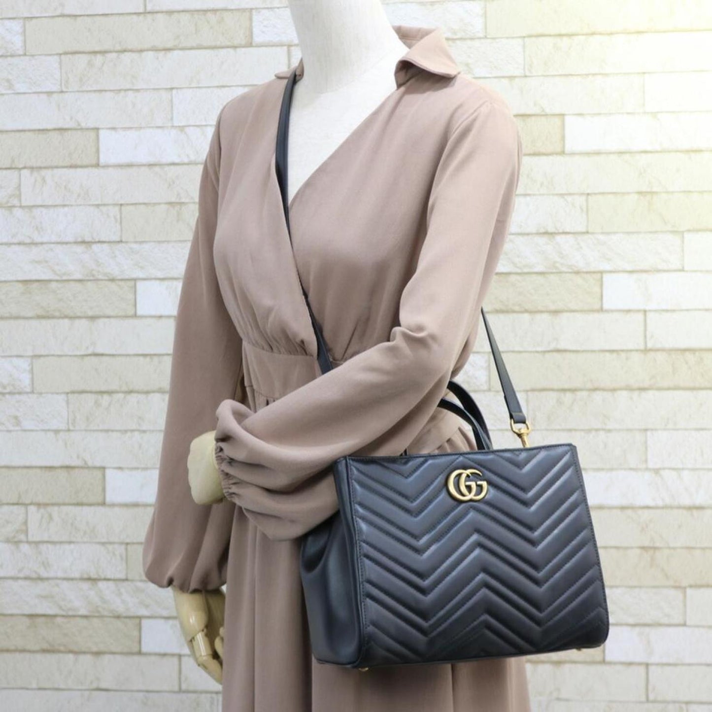 Gucci Gg Marmont Leather Handbag