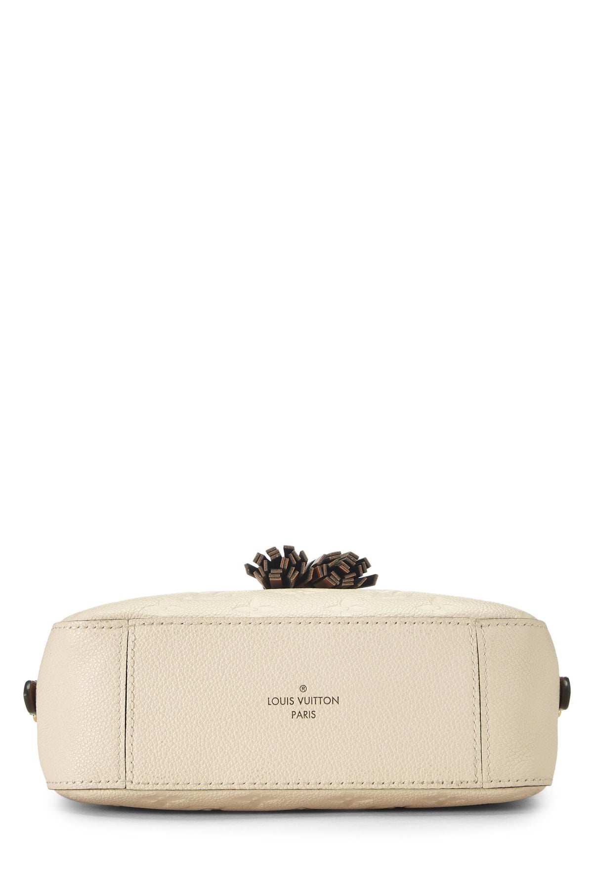 Louis Vuitton,  Neige Empreinte Saintonge, Cream