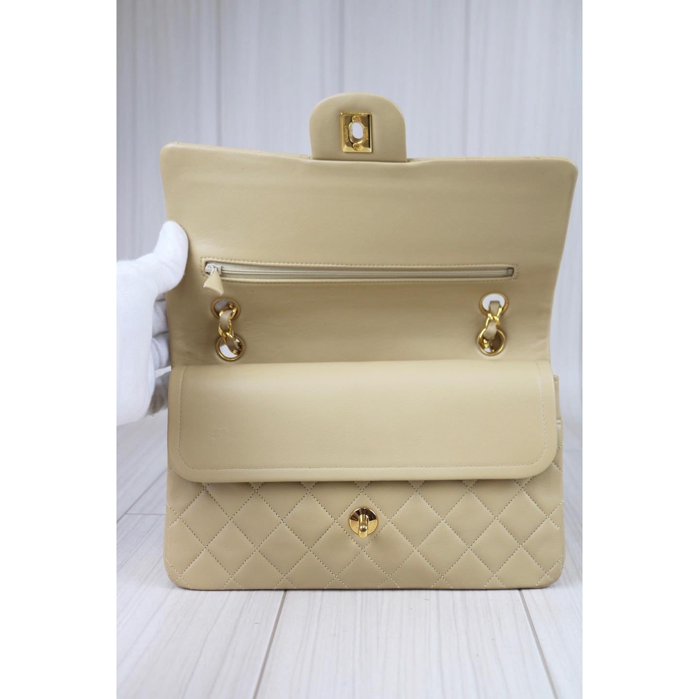 Rank A ｜ CHANEL CF Shoulder Bag ｜082812