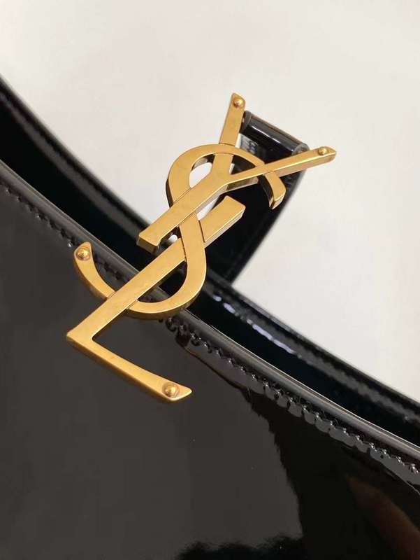 Yves Saint Laurent - Bags - The Wells Bags  482