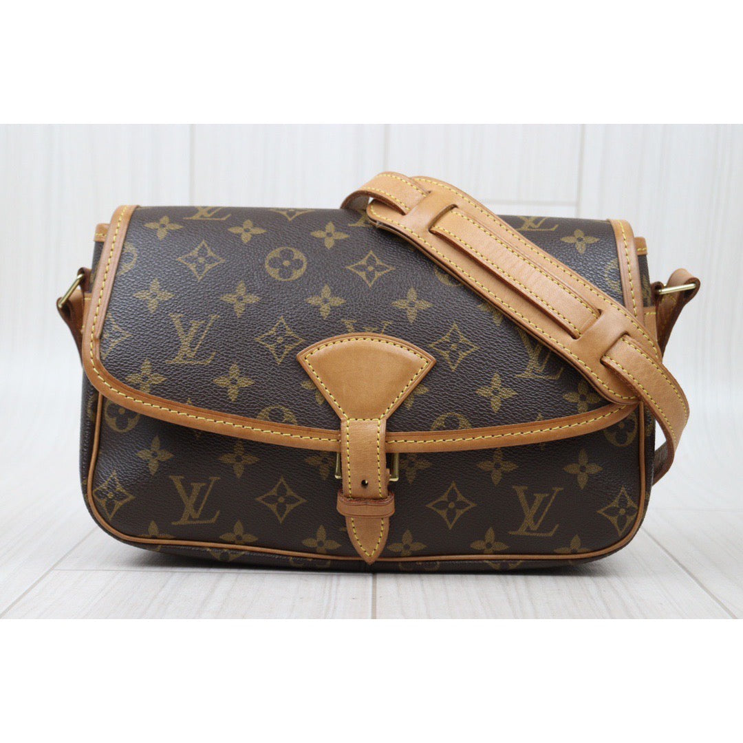 Rank AB ｜LV Monogram Sologne ShoulderBag｜24050655