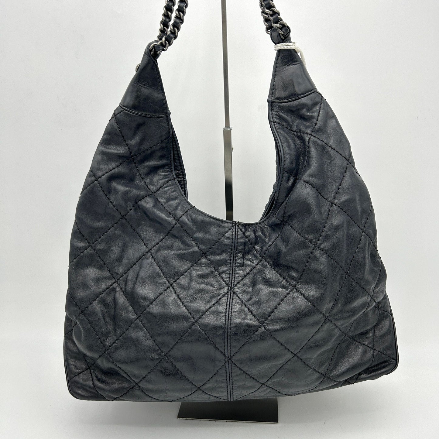Chanel Coco Supple Hobo Quilted Calfskin Large LA21048