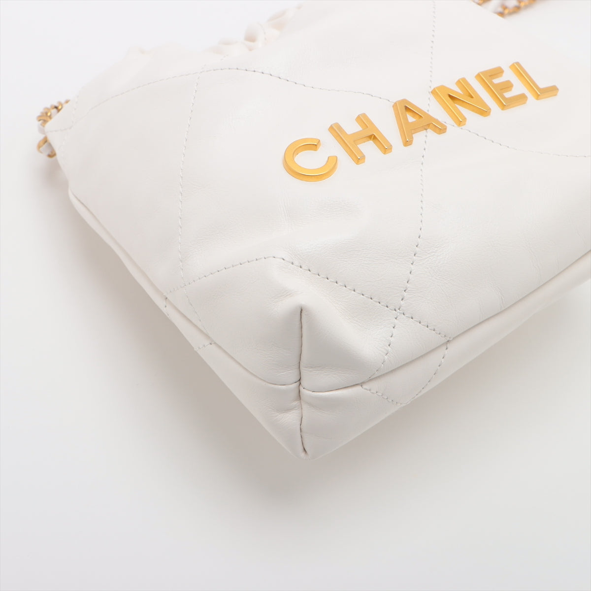 Chanel 22 Mini Leather Chain Shoulder Bag White G  AS3980