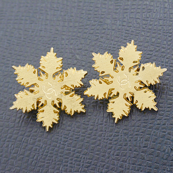 Chanel Snowflake Earrings Gold 01A