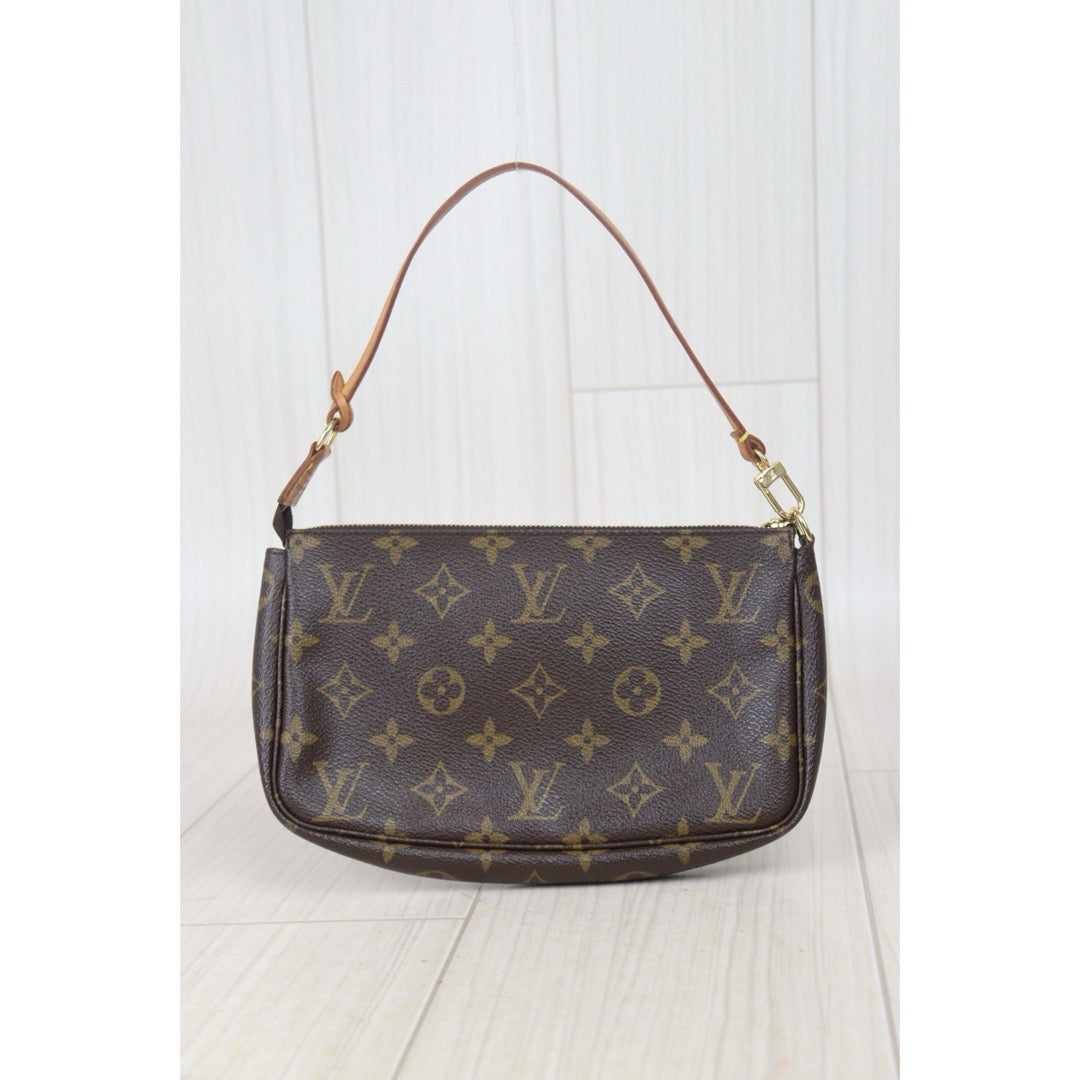 Good ( Rank AB) ｜ LV Monogram Pochette Accessoires Vintage Model｜24091804