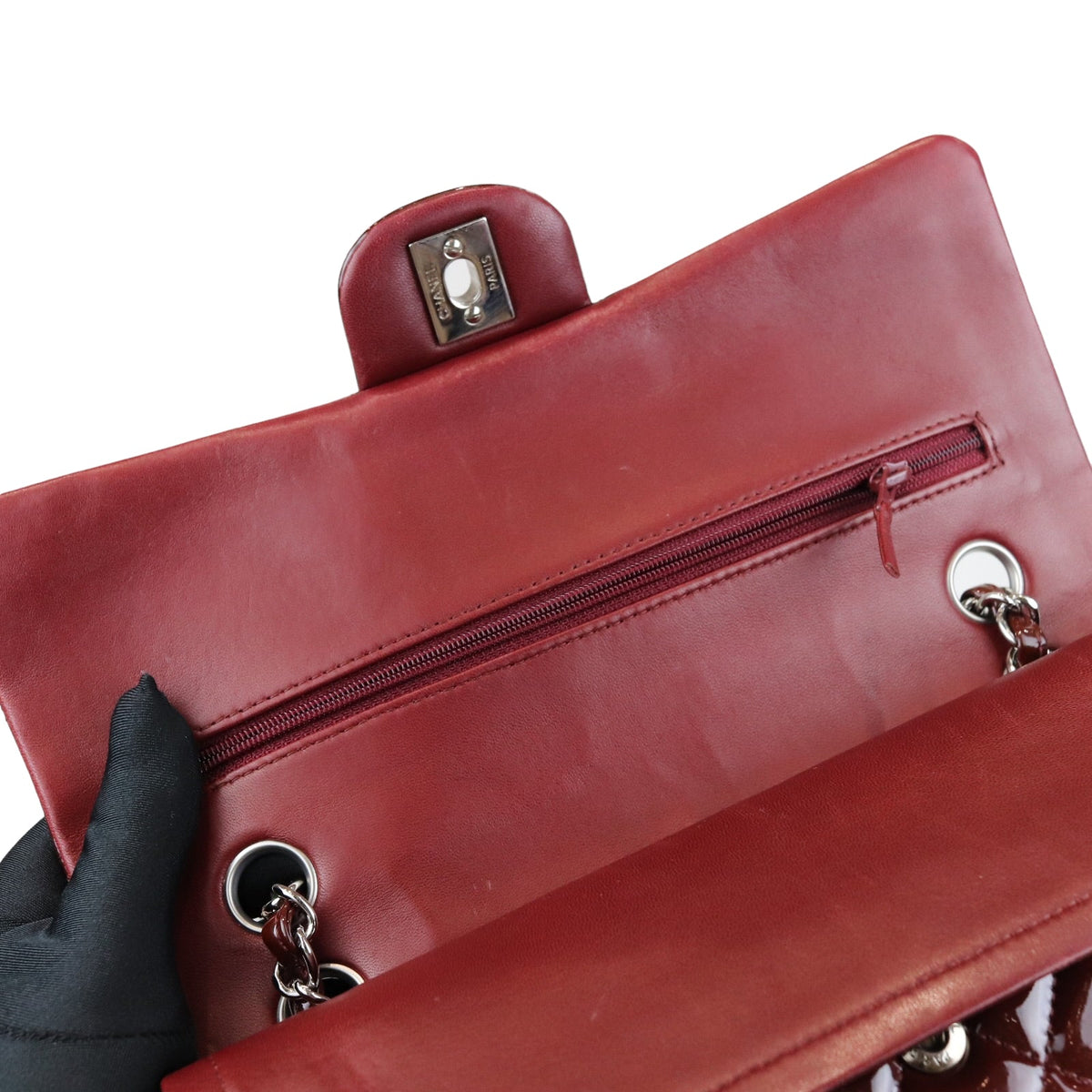 Medium Classic Flap Patent Burgundy SHW