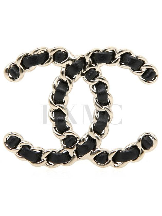 CC chain brooch black gold pendant A96202 Chanel