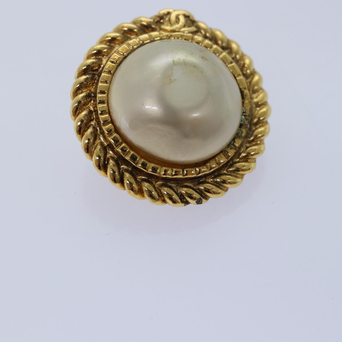 Top Quality Chanel Earring Gold CC Auth 75372