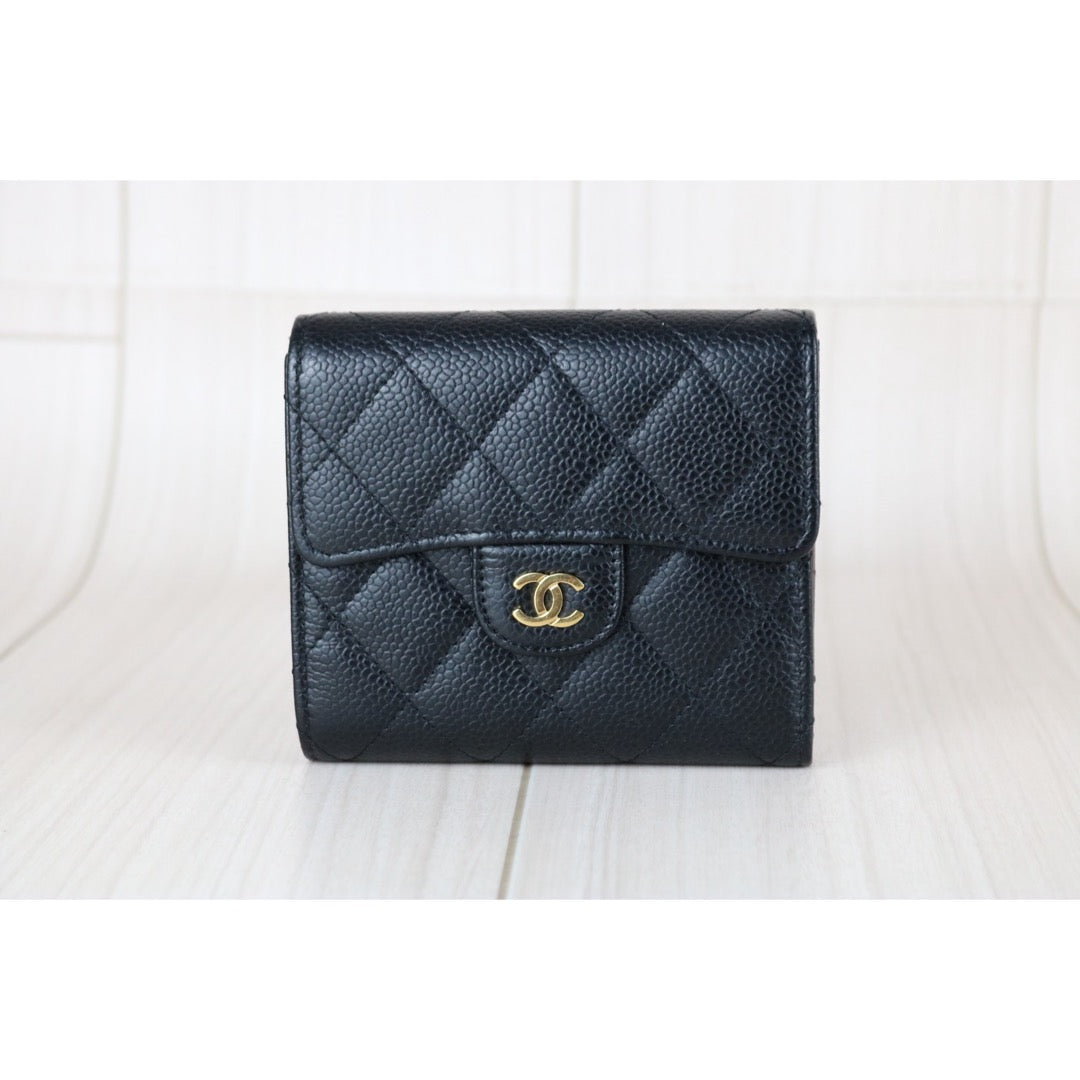 Very Good ( Rank A)｜Chanel Caviar Skin Black Wallet Made In 2016-2017Year ｜S25071505
