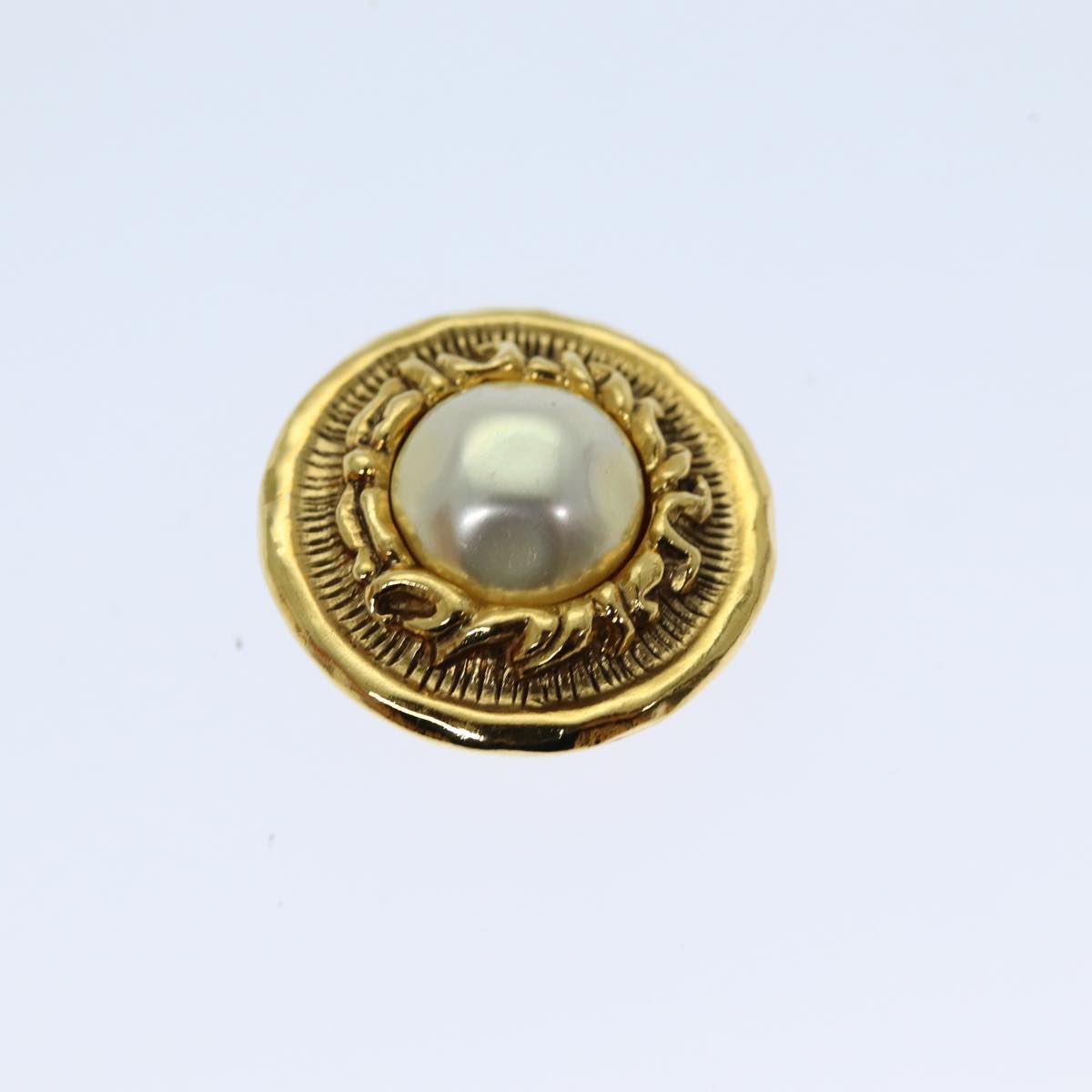 Top Quality Chanel Earring Gold CC Auth 76300