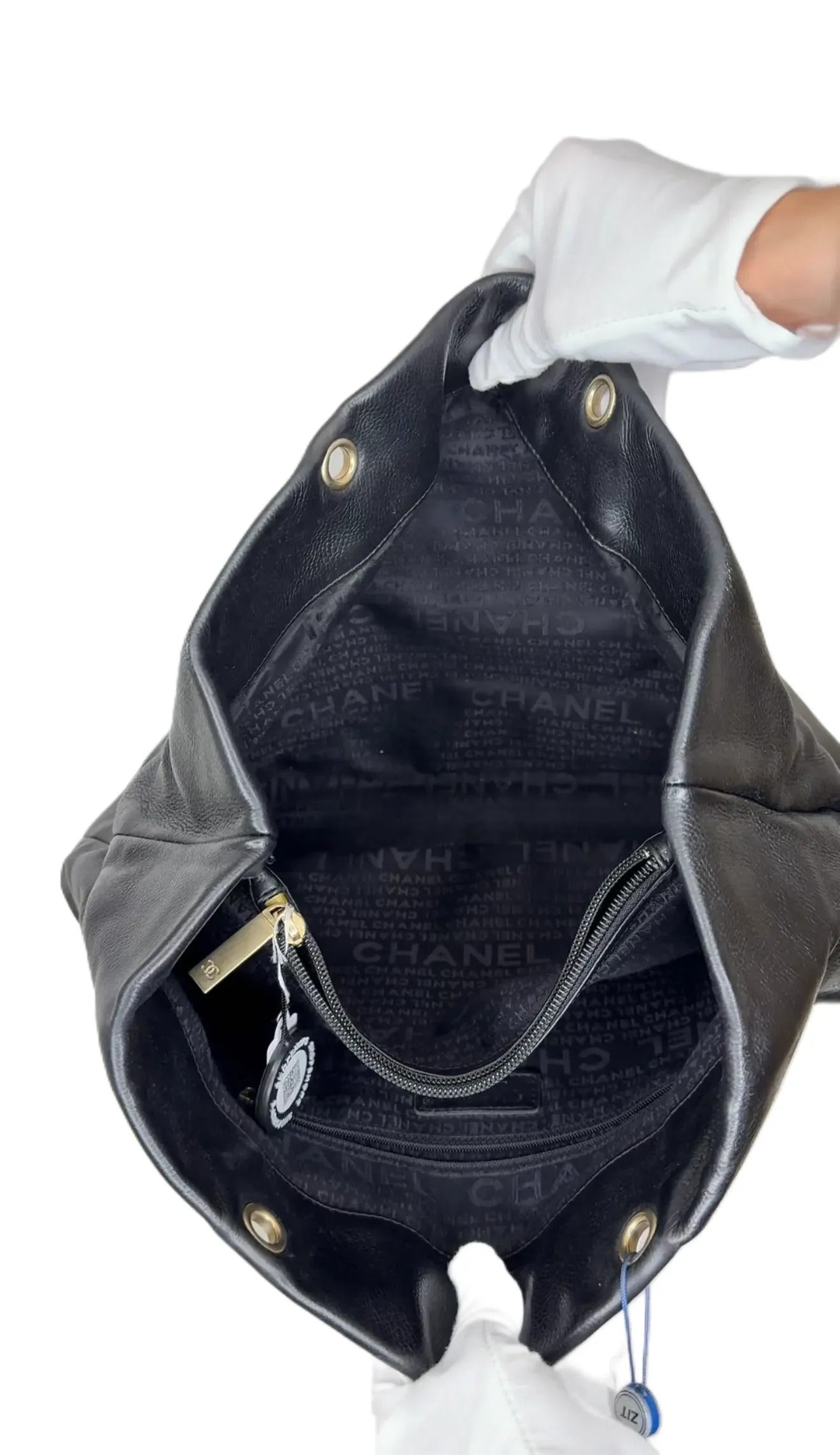 Chanel Timeless CC Tote B23-13