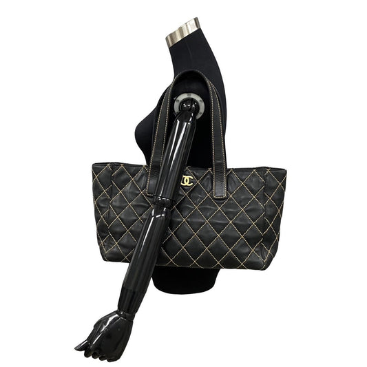 CHANEL Tote Bag leather black