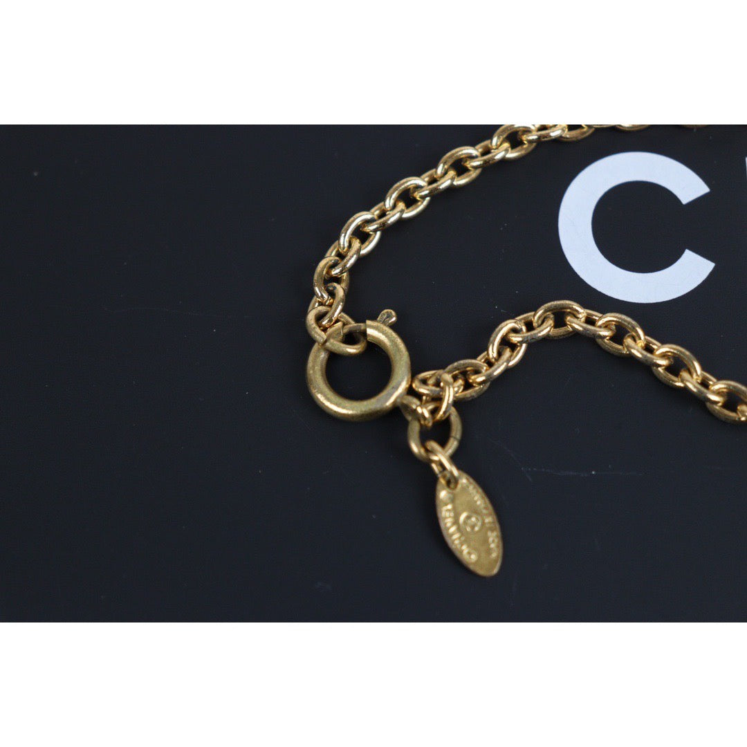 Rank A ｜  Chanel Vintage Coco Mark 18K Gold Plating Necklace ｜23112115