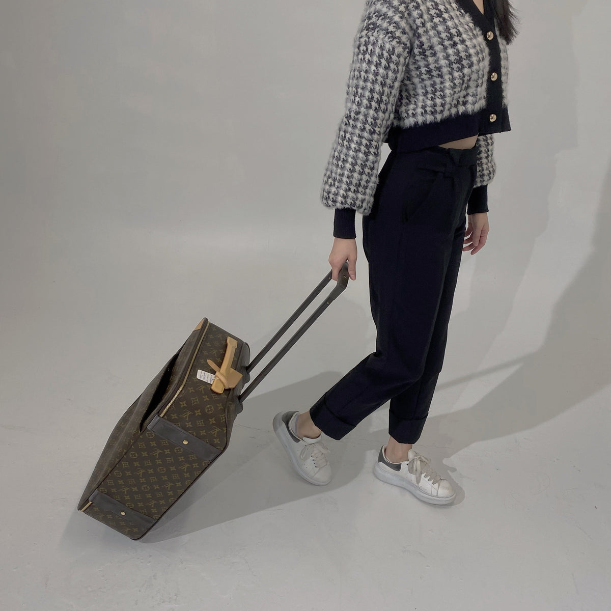 Louis Vuitton pegase 55 carry on