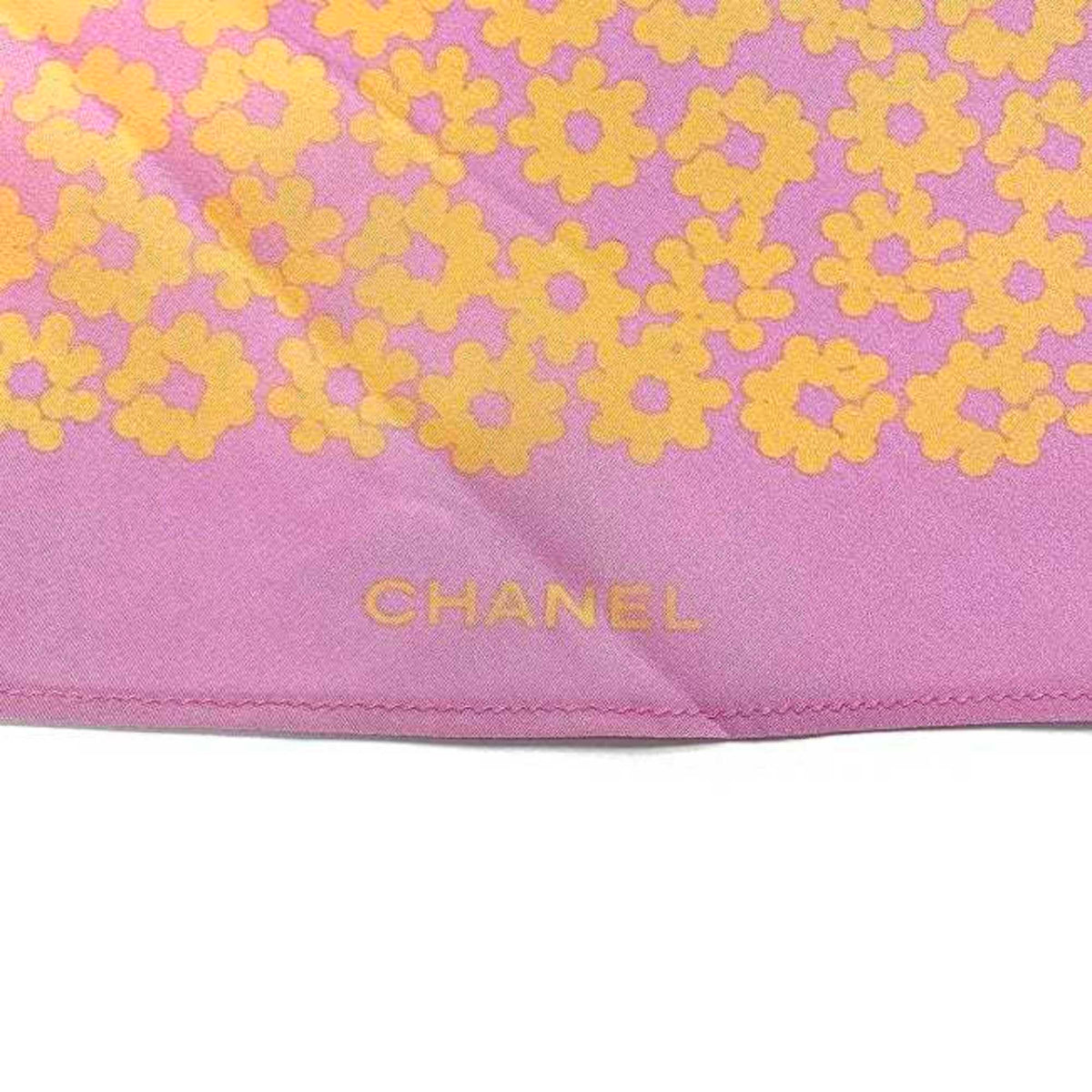 CHANEL Scarves
