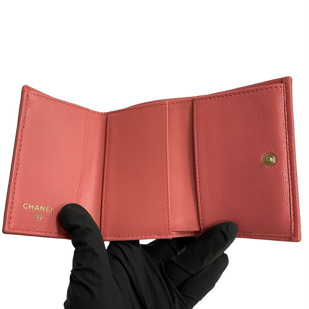 CHANEL Tri-fold wallet Matt caviar skin pink Matrasse