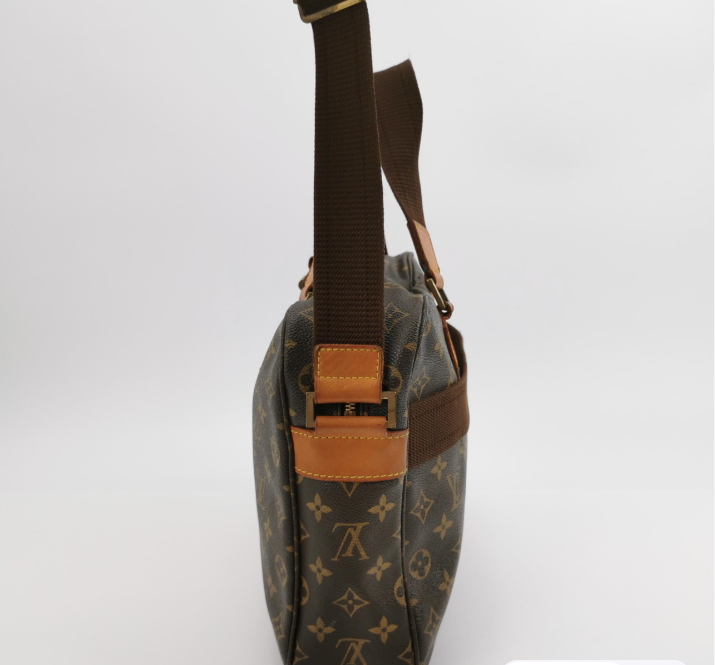 Preloved Louis Vuitton (LV) Sac Bosphore Monogram Bag 34.5cm 250326781121303